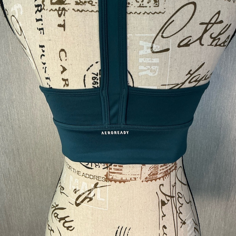 NWOT Adidas Women's Teal and Pink Tank Top Size Medium - Picture 4 of 6